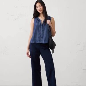 Banana Republic Straight high rise twill utility pant size L